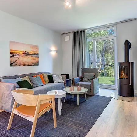 Diplomatenviertel Heidehus Dom wakacyjny